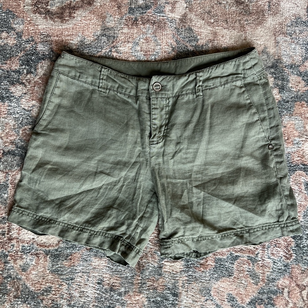Michael Stars Low Rise Women’s Linen Shorts - Olive Green